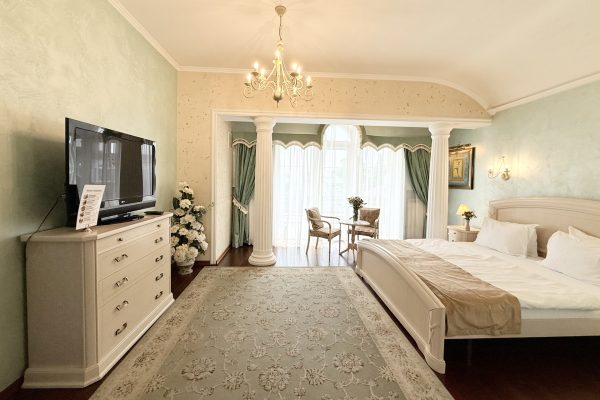 комплекси біля Києва