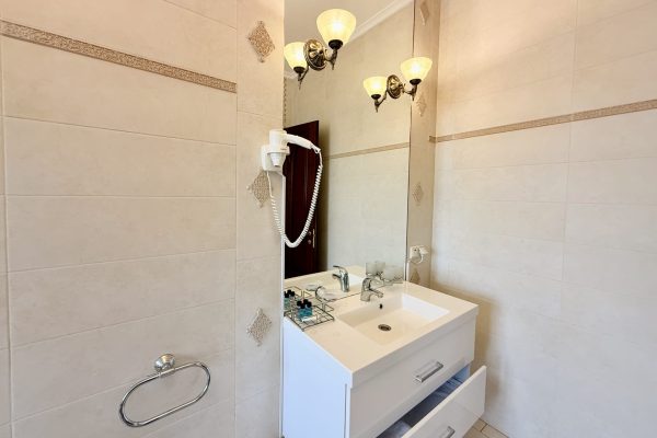 отели за Киевом